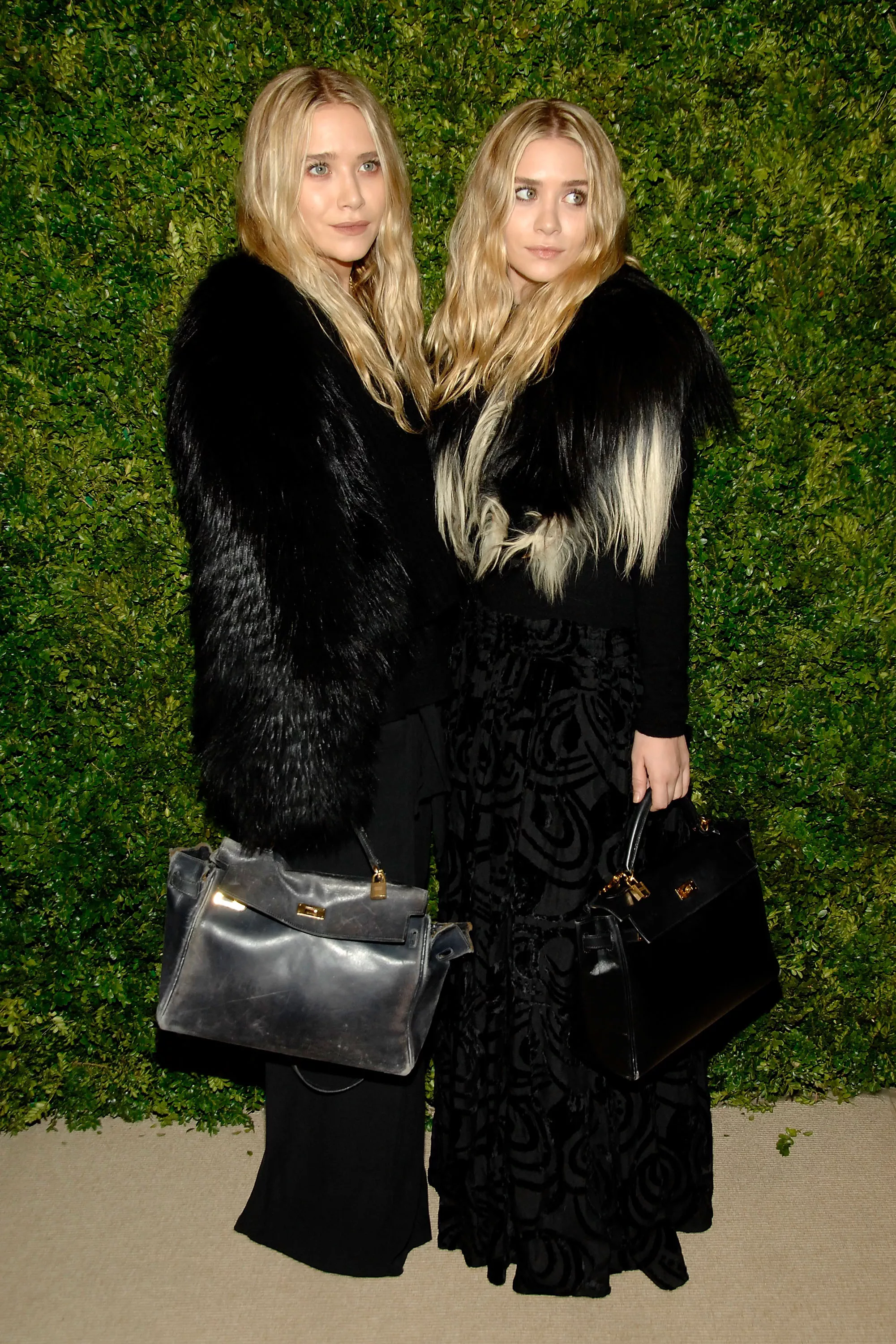 The Olsen Twins: A Lifetime of Style and Iconic Bags 